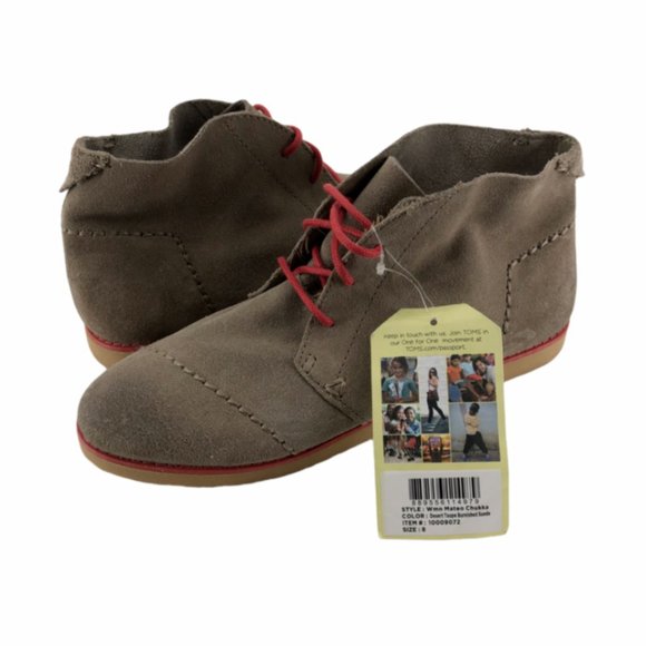 women's lace up chukka boots